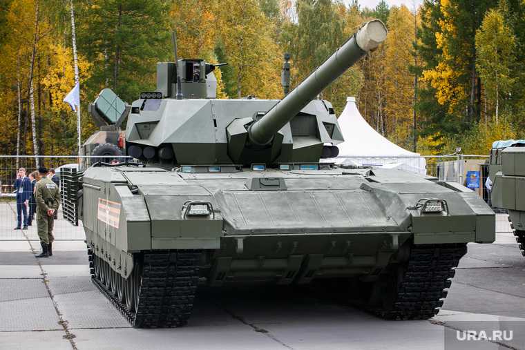 На параде в Нижнем Тагиле представили новейший российский танк