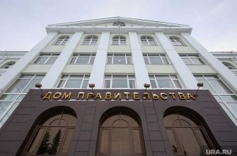 директор департамента общественных связей Шумакова