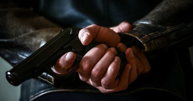 убийство детей из-за измены жены