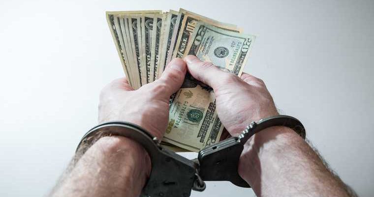 новости хмао следственный комитет врач ортопед из сургута попался на взятке взятка в особо крупном размере