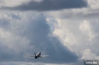 упал самолет в Индонезии