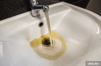 мутная грязная горячая вода