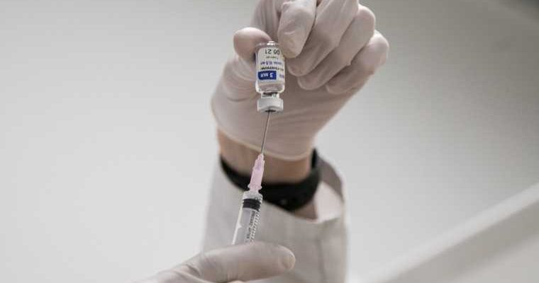 обвинили власти вакцинация