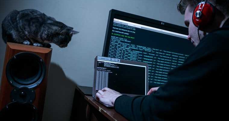 хакер взлом соларвинд причина почему