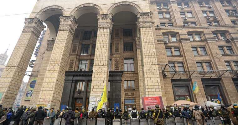 киев стерненко правый сектор беспорядки зеленский акция протеста пострадавшие полиция