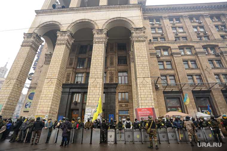 киев стерненко правый сектор беспорядки зеленский акция протеста пострадавшие полиция