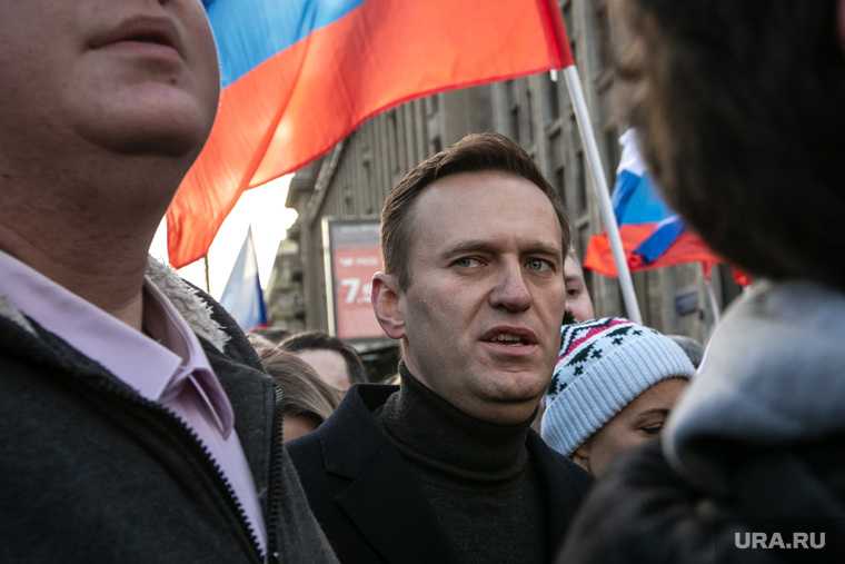 Навальный компенсация за задержание на Болотной площади
