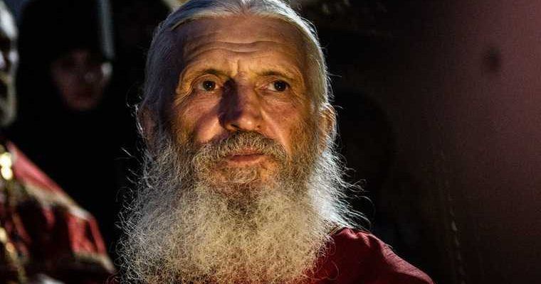 Опального отца Сергия оставили под стражей — депутаты готовятся к выборам — суд Асбеста не стал рассматривать дело по факту драки в гордуме — с контрактников вымогают взятки за командировки в Сирию. Самые интересные и важные новости Свердловской области к утру 6 апреля — в обзоре URA.RU: