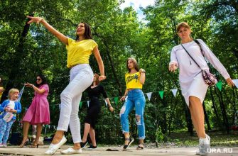 Александр Старжинский