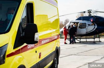 самолет с парашютистами