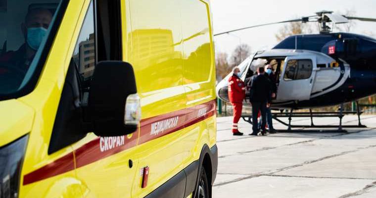 самолет с парашютистами