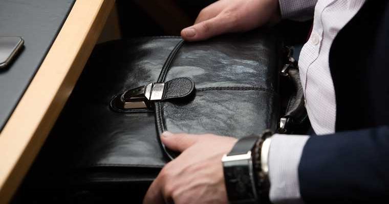 Вице-мэр Нижневартовска Максим Коротаев уход в отставку