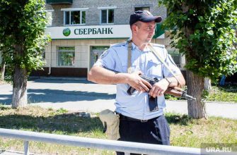 захвтившему офис Сбербанка