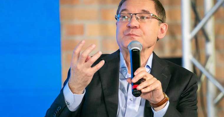 Владимир Якушев